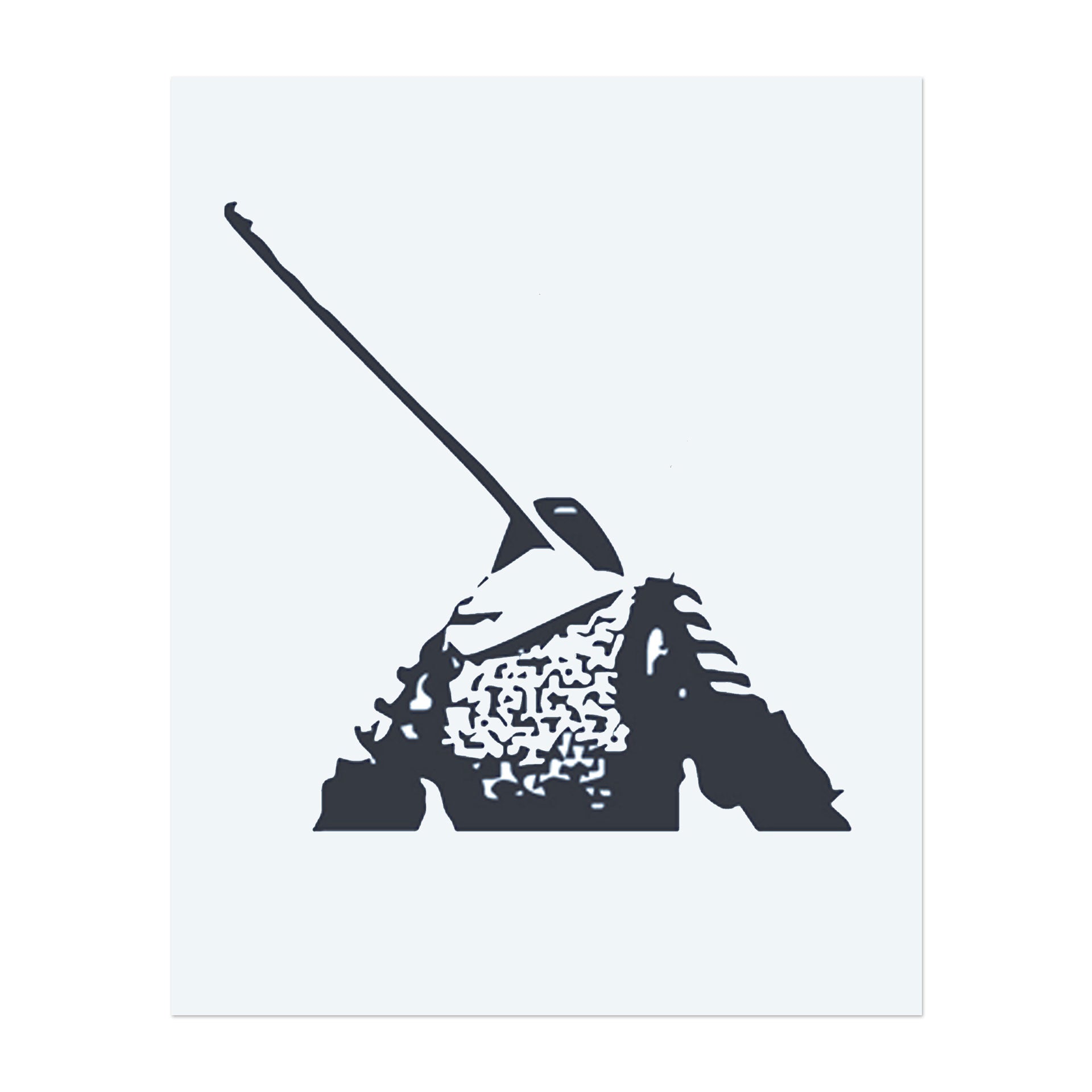 Ein furchterregender Samurai mit einem Schwert, das durch seinen Rücken geht, steht stark im Kampf. Dieses Tattoo repräsentiert Ehre, Widerstandsfähigkeit und den Kriegergeist.
